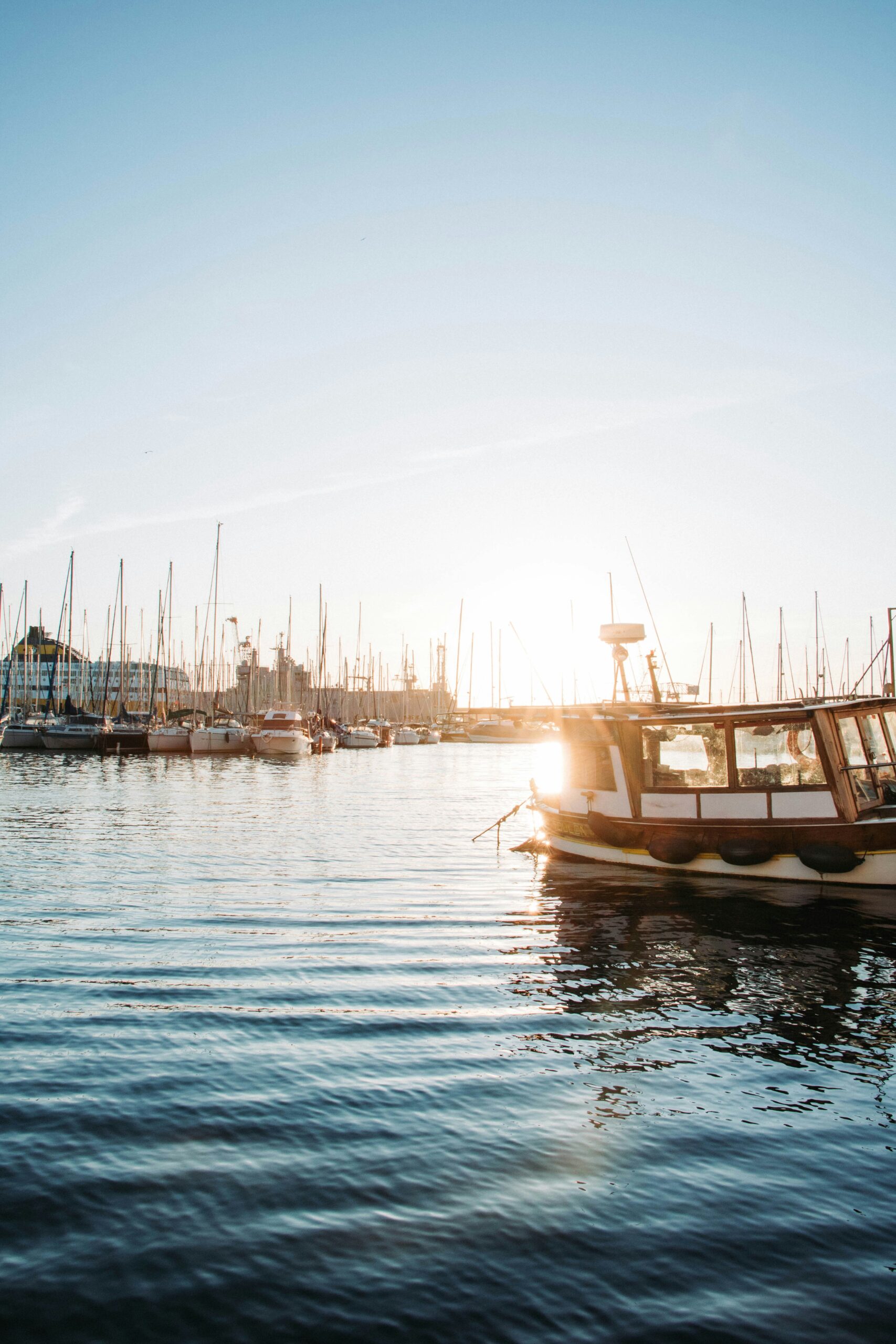 Entre Terre et Mer : Cap sur l’Île de Beauté depuis Toulon